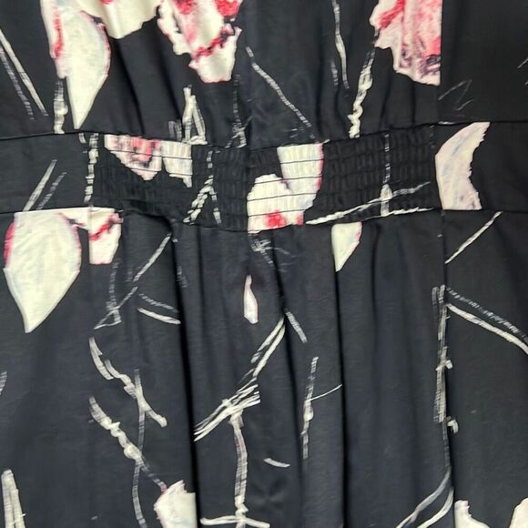 Sejour fit and flare floral knee length dress - size 16w - Picture 9 of 11